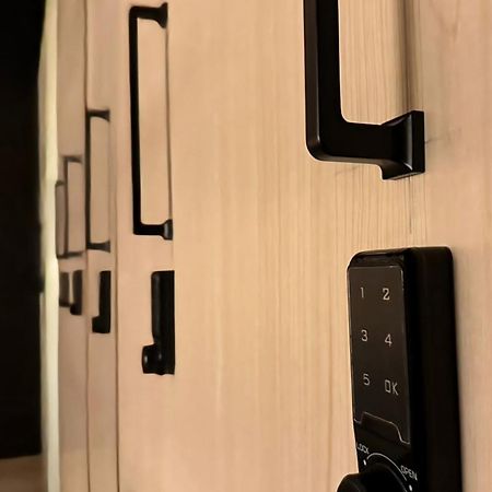 Westay Capsule Hostel Dubaj Kültér fotó